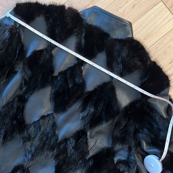 Black Leather Jacket with Black Patchwork Fur Mink Trim Size S Pristine Cond… - Picture 10 of 11